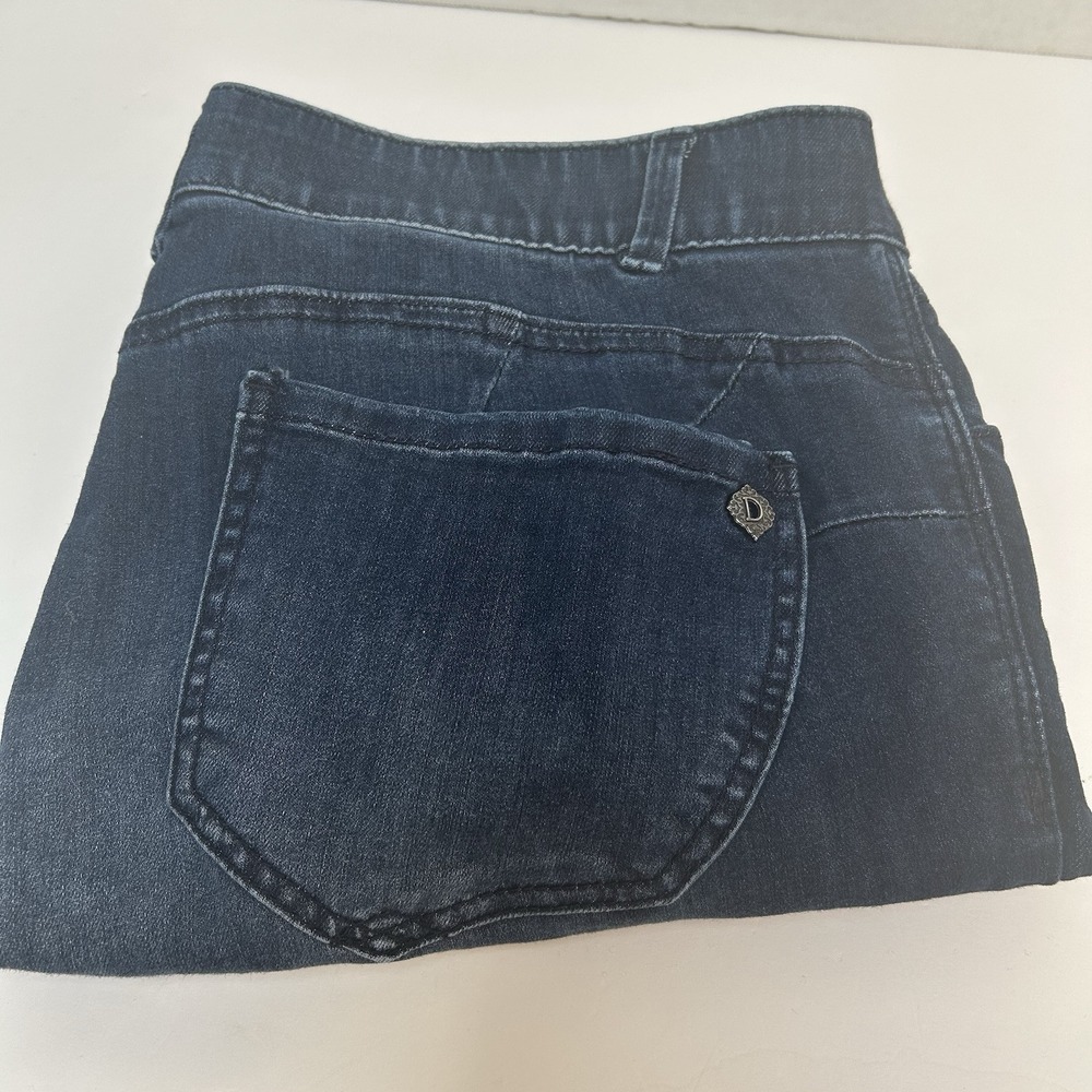 Democray "Ab"solution Booty Lift Distressed Stretch Denim Jegging Jean Size 10‎